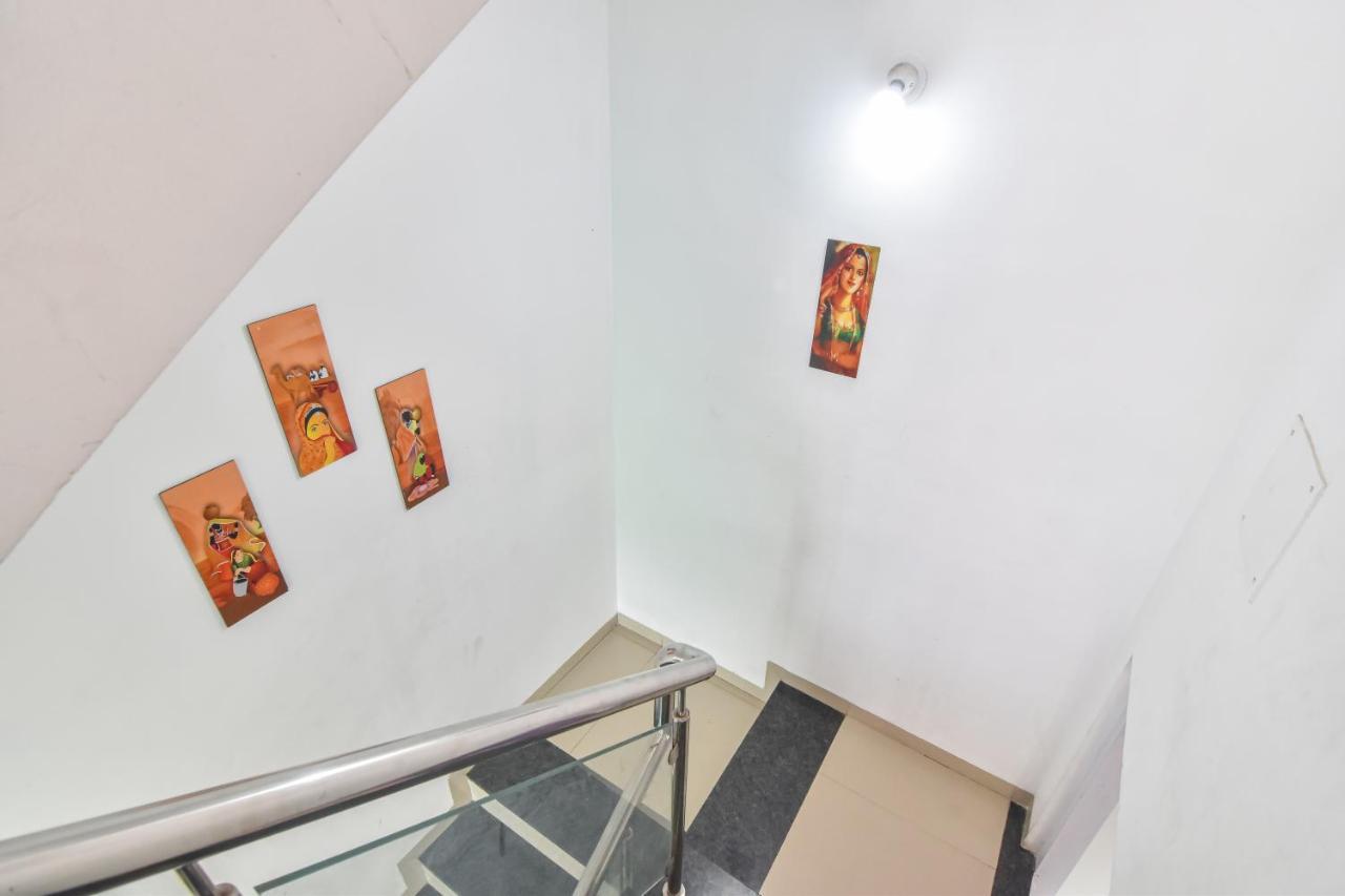 Empyrean Stays Ll Goodluck Bungalow Ll 2Bhk Ll Pool Ll Lonavla Exterior foto